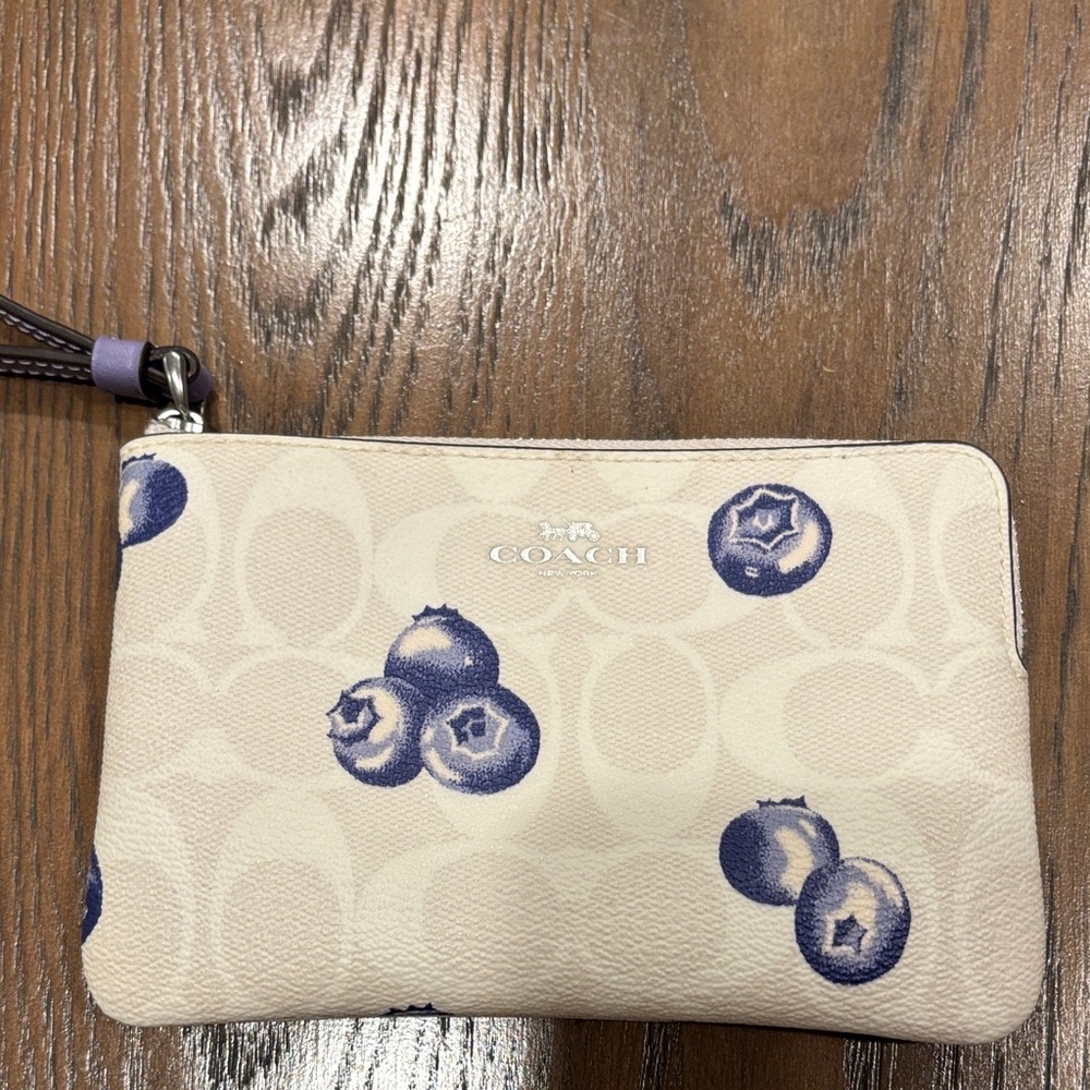 Coach Cream Wristlet with Blueberry Print and Purple Strap Limited Edition - Picture 3 of 5